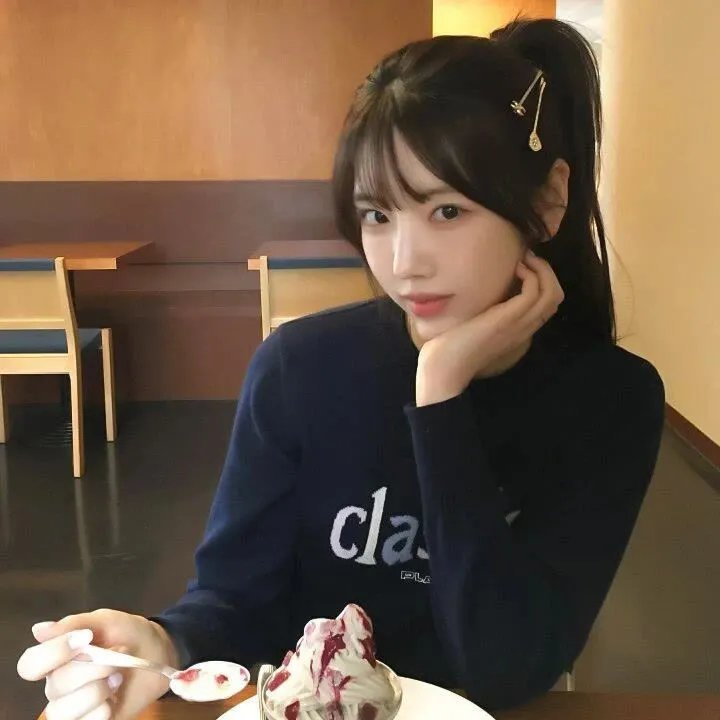 与鲨同泳